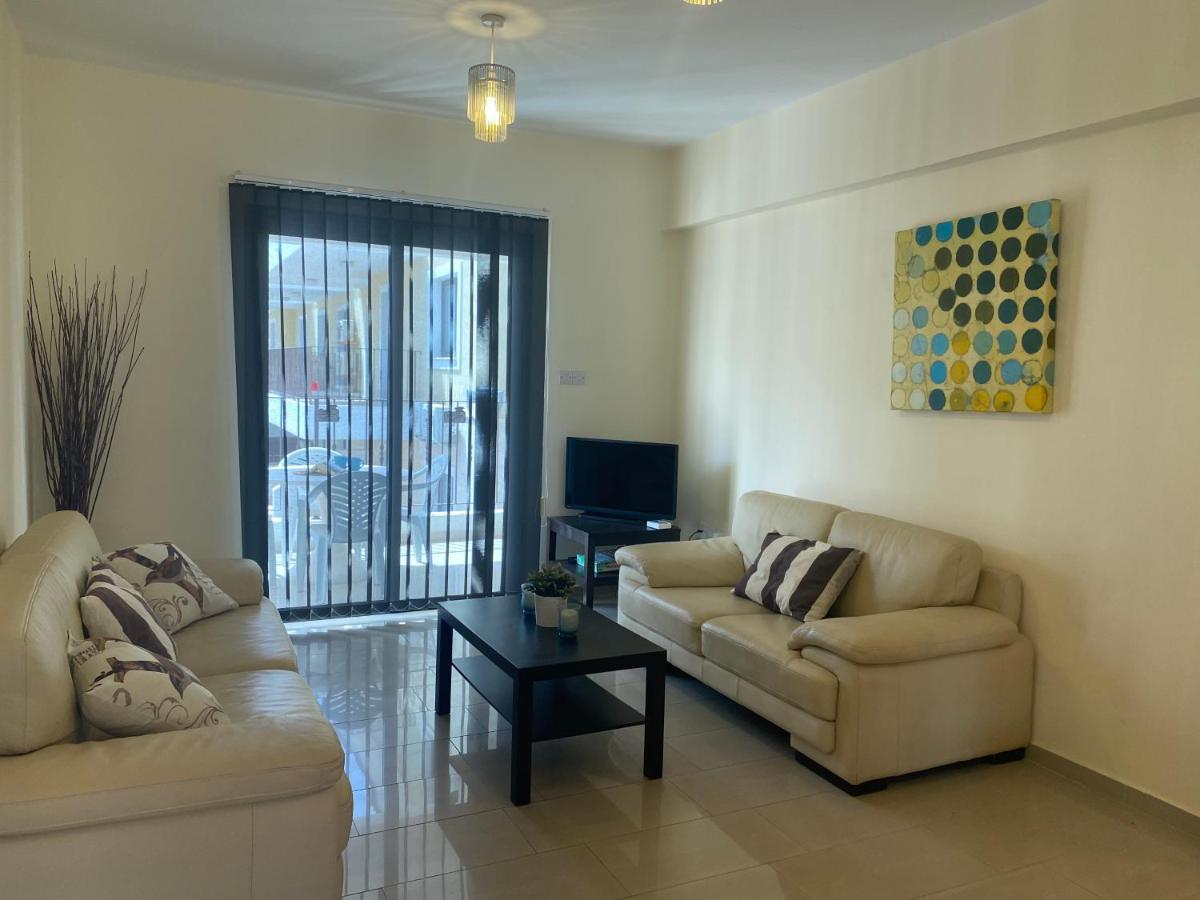 Kyklades Resort & Spa Paralimni Buitenkant foto