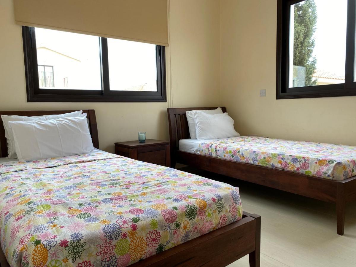 Kyklades Resort & Spa Paralimni Buitenkant foto