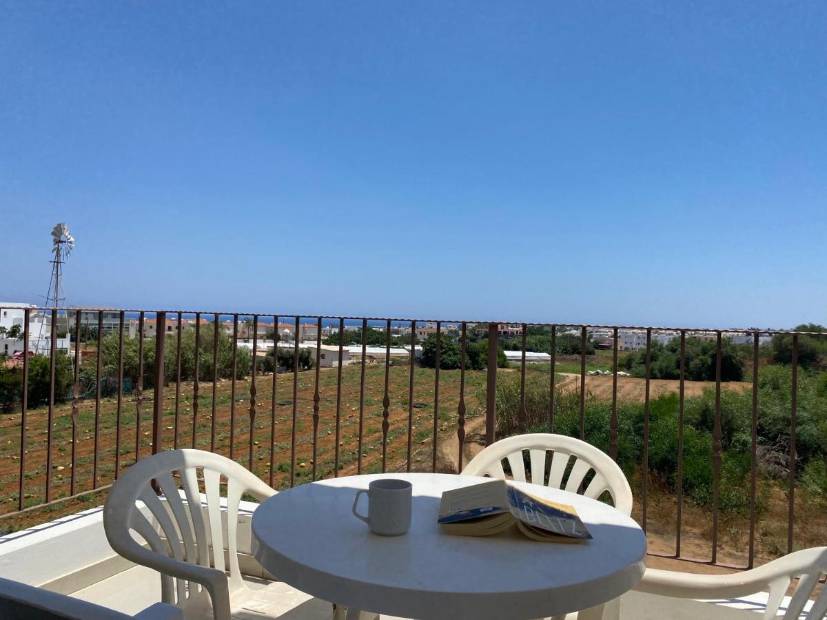 Kyklades Resort & Spa Paralimni Buitenkant foto